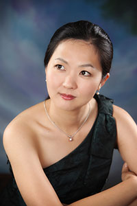 Headshot of Dr. Akina Yura