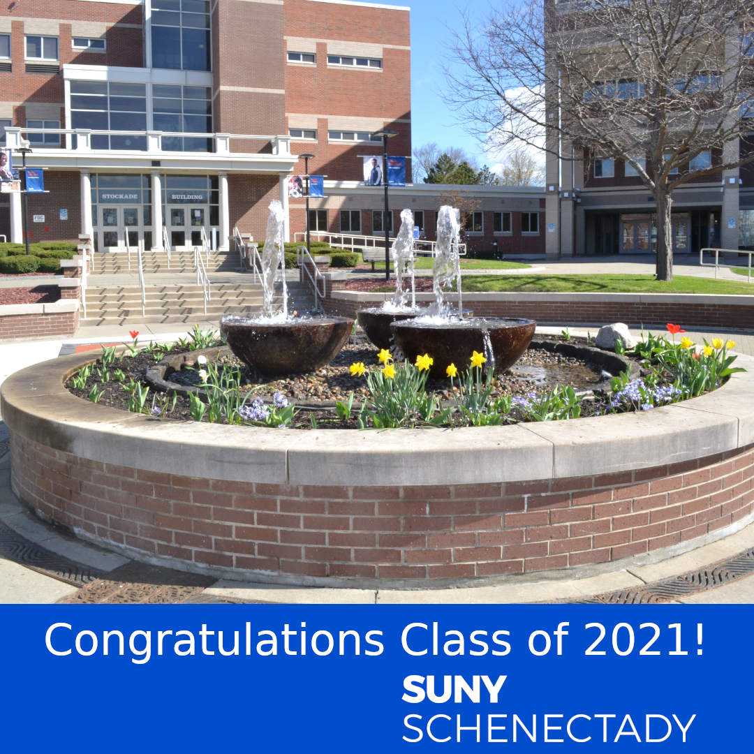 Photo of College quad with Congratulations Class of 2021. 