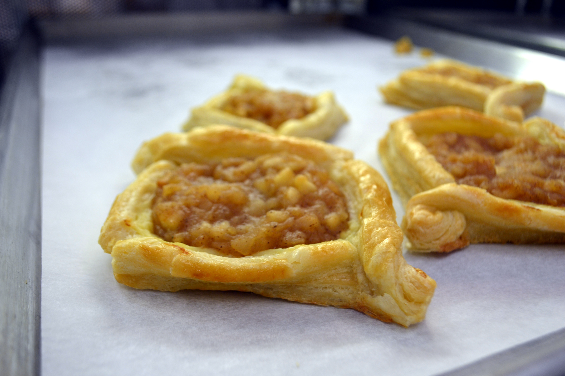 Close up photo of apple pastry