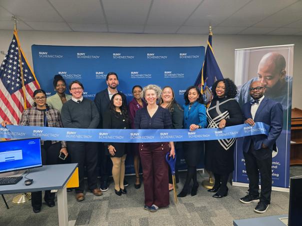SUNY ATTAIN Lab Ribbon Cutting Group