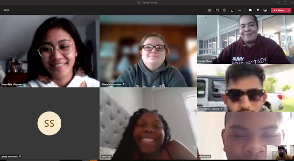 Student Government Association members meeting virtually on screen